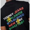 Тениска с овално деколте и лого Tommy Jeans