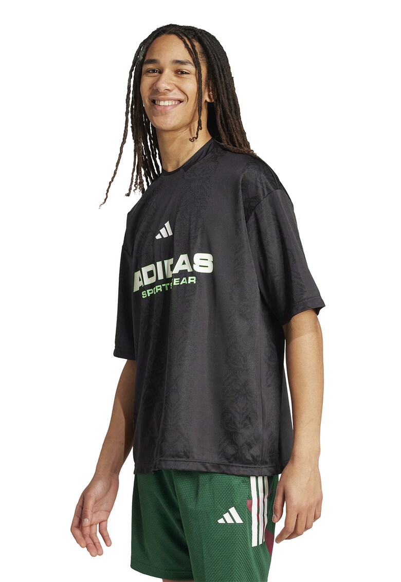 Тениска с овално деколте и лого adidas Sportswear