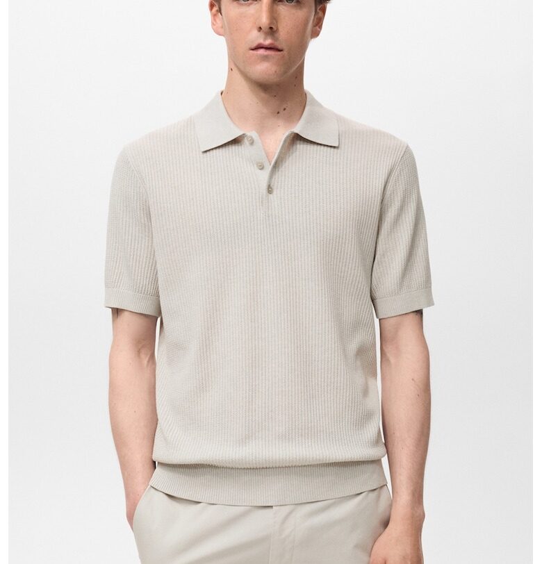 Тениска с памук и лен с яка Mango