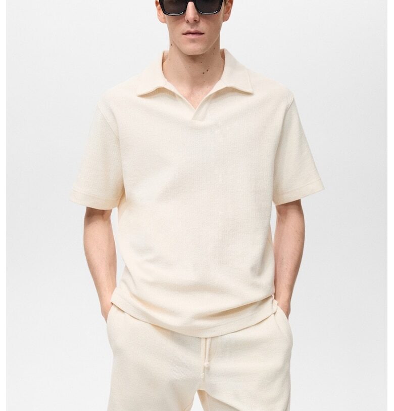 Тениска с памук и яка Mango