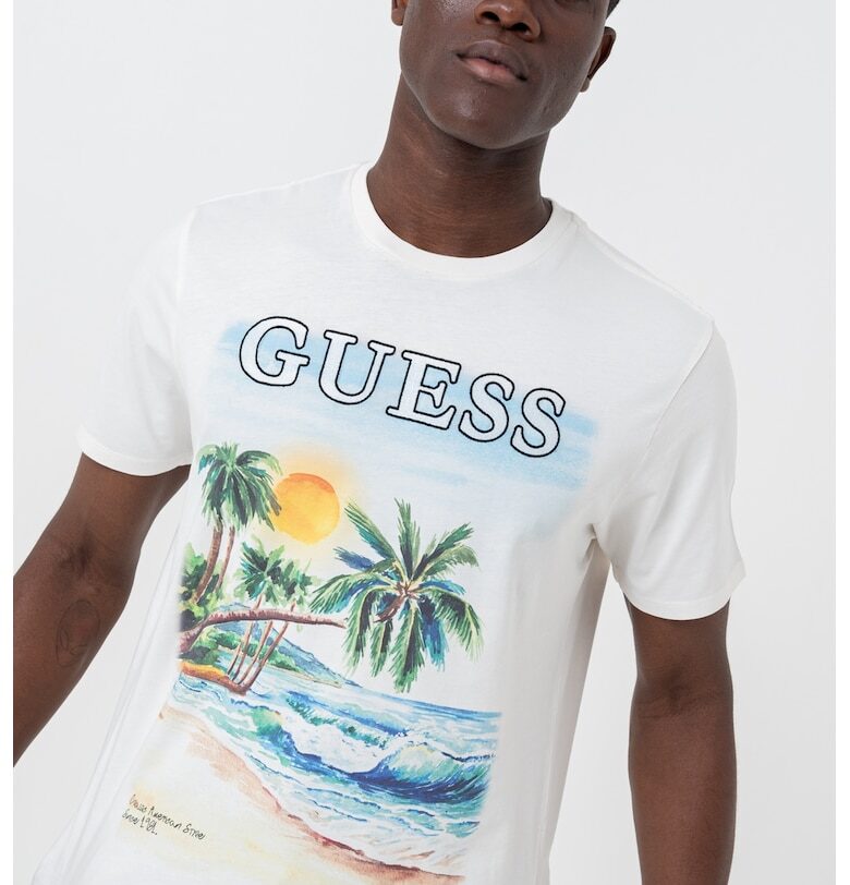 Тениска с принт GUESS
