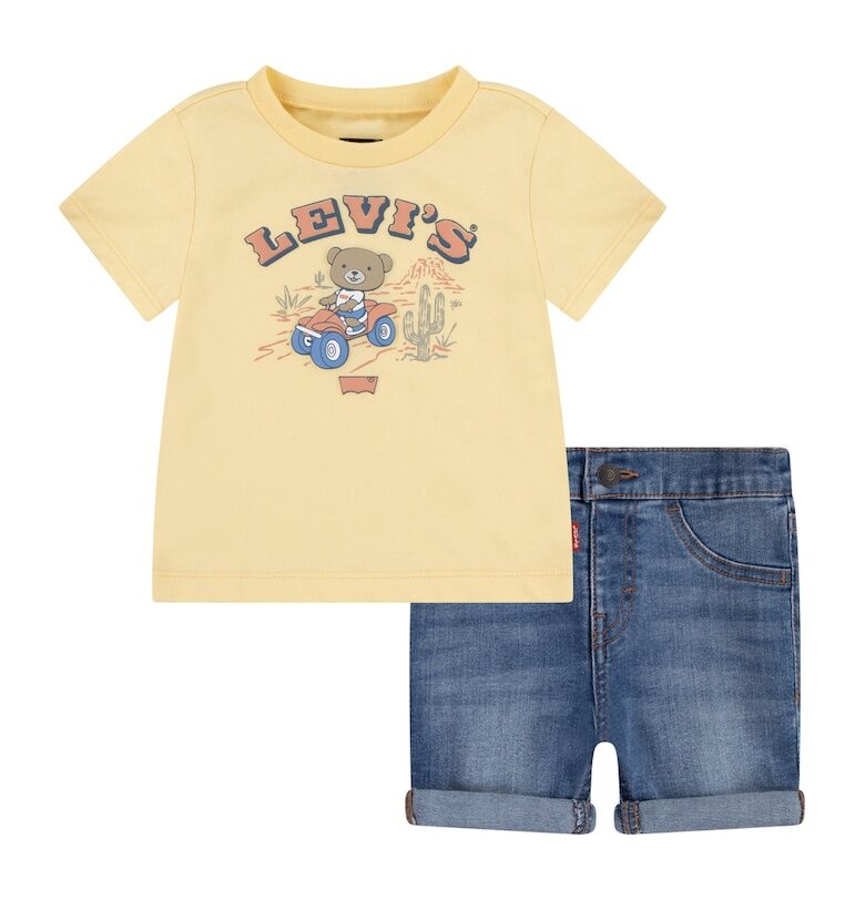 Тениска с принт и къси дънки Levis