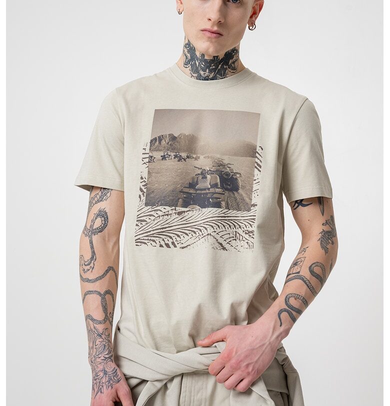 Тениска с фотопринт BOSS