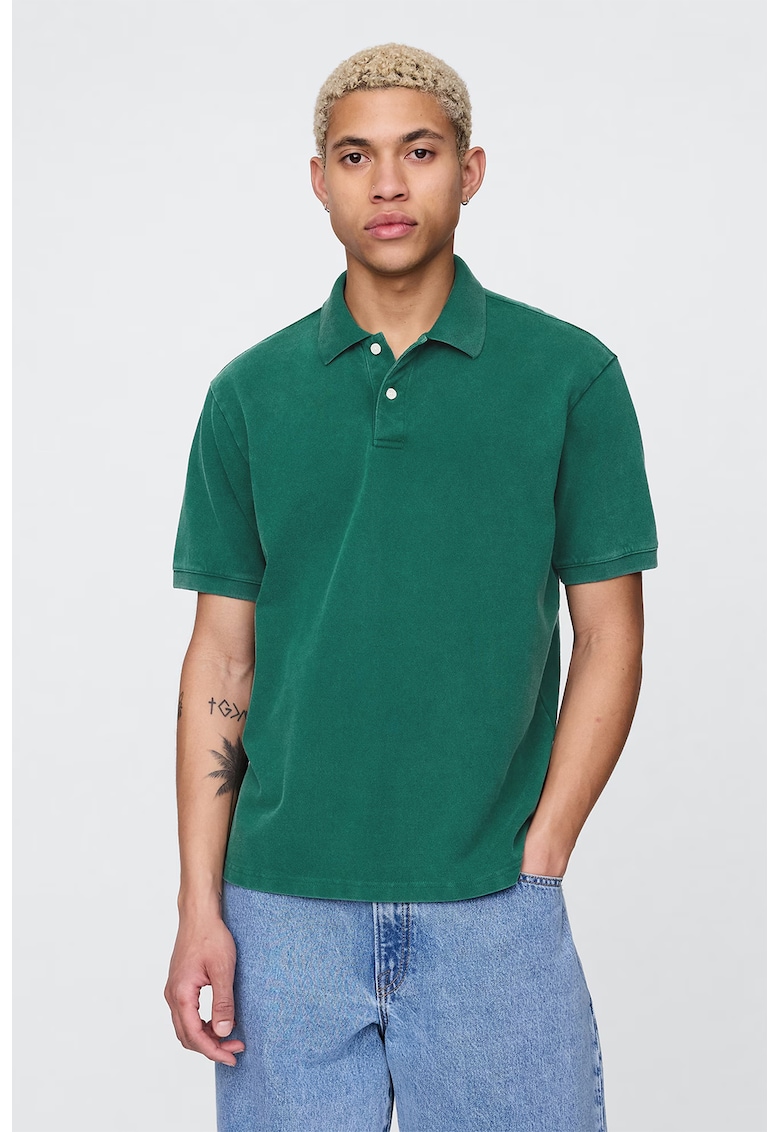 Тениска с яка GAP