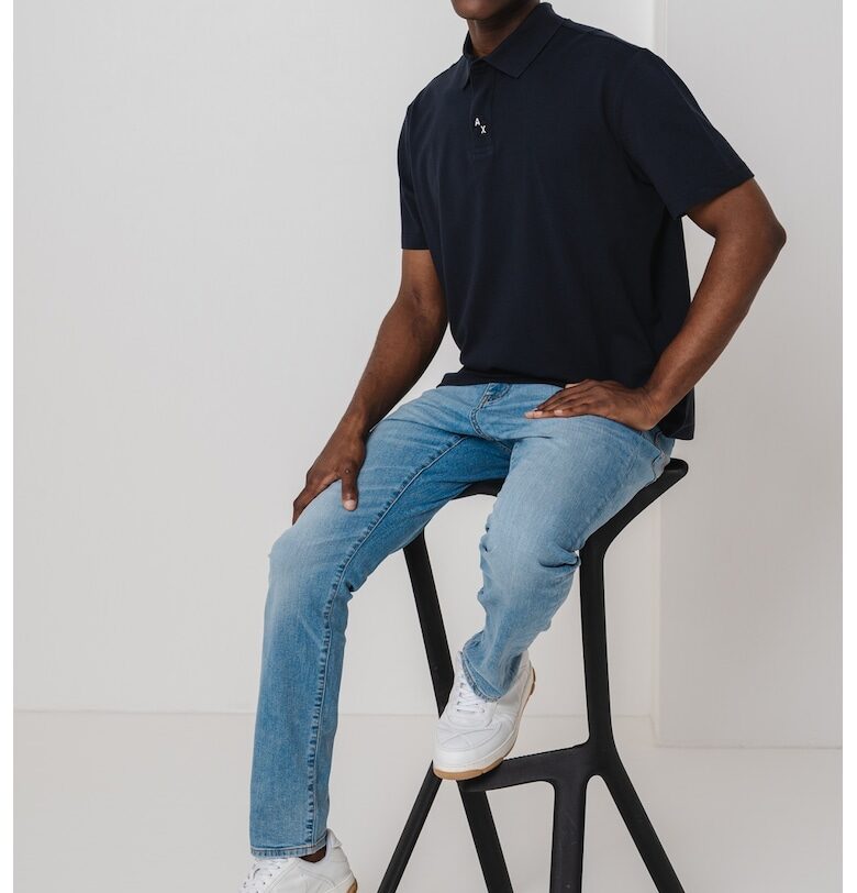 Тениска с яка и монограм ARMANI EXCHANGE