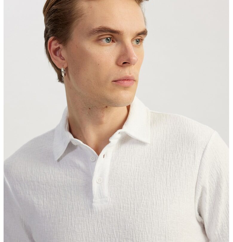 Тениска с яка и релеф KOTON