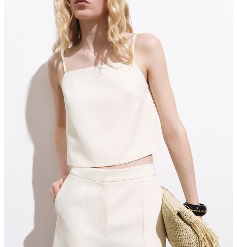 Топ с копчета на гърба Mango