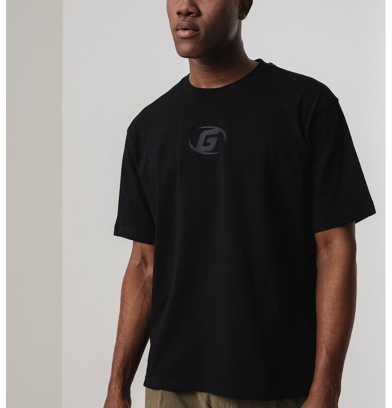 Тренировъчна тениска с лого GUESS