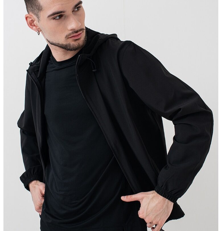 Тренировъчно яке с качулка CALVIN KLEIN