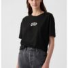 Уголемена тениска с бродирано лого GAP