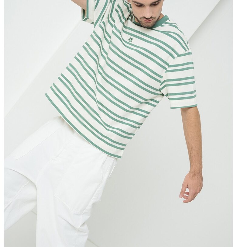 Уголемена тениска с райе CALVIN KLEIN JEANS