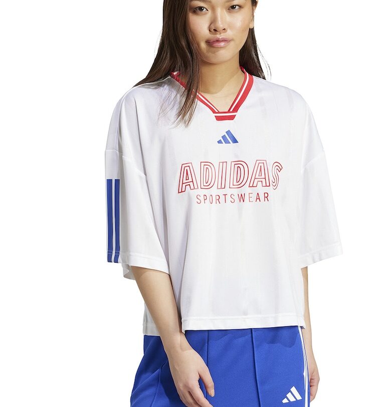 Уголемена шпиц тениска adidas Sportswear