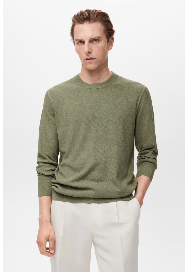 Фино плетен пуловер с овално деколте Mango