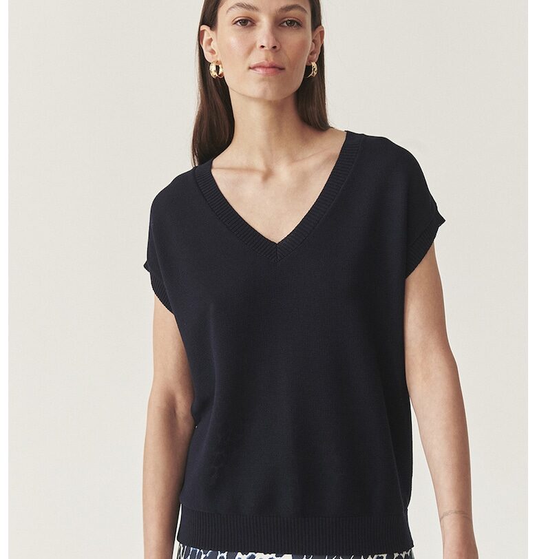 Фино плетен шпиц пуловер Tatuum