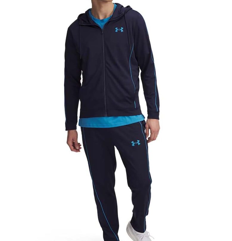 Фитнес екип с лого Under Armour