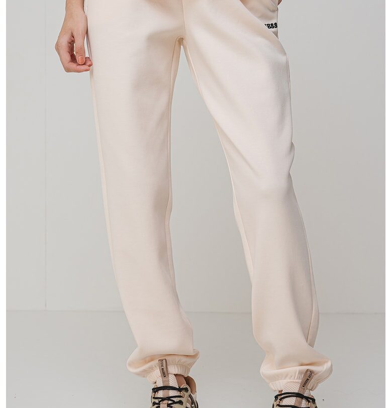 Фитнес панталон с джобове встрани GUESS