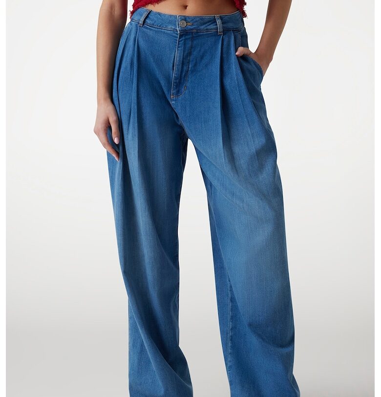 Широки дънки с басти GUESS