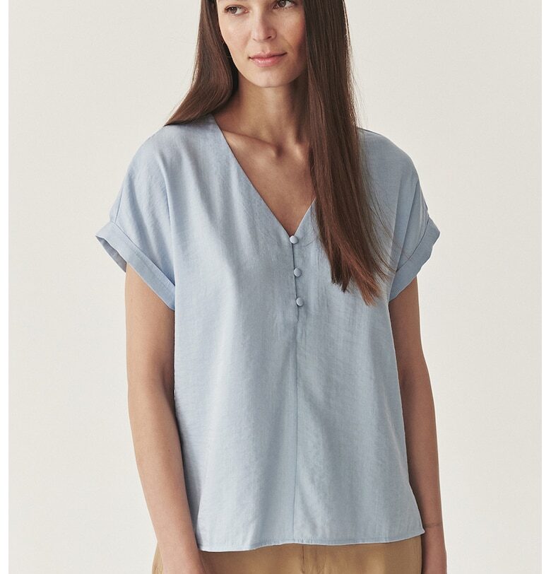 Шпиц блуза с изчистен десен - Ледено синьо - Tatuum