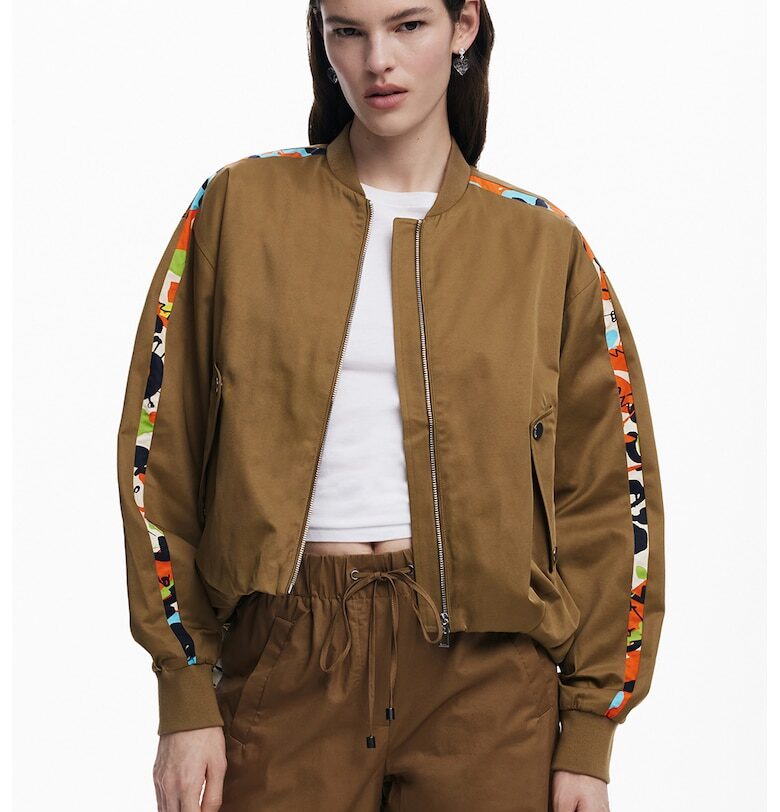 Яке бомбър с контрасти встрани DESIGUAL