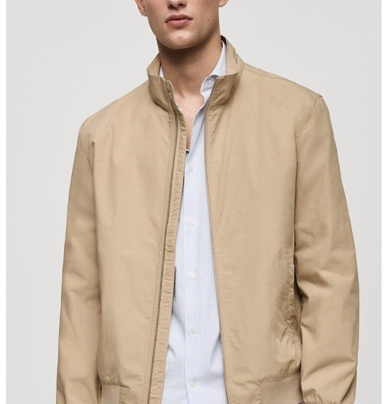 Яке с висока яка Mango