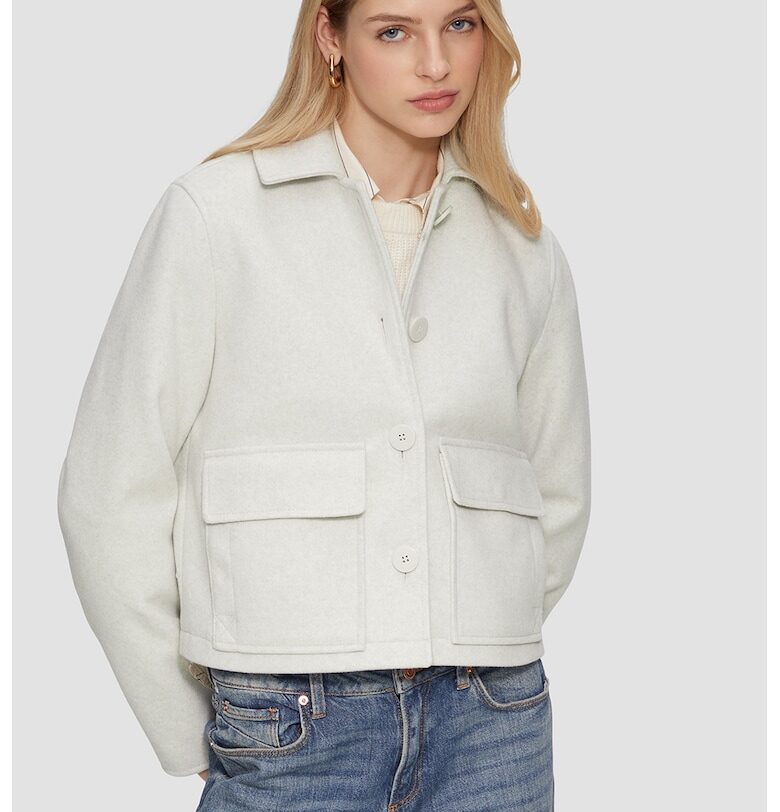 Яке с джобове с капаче QS