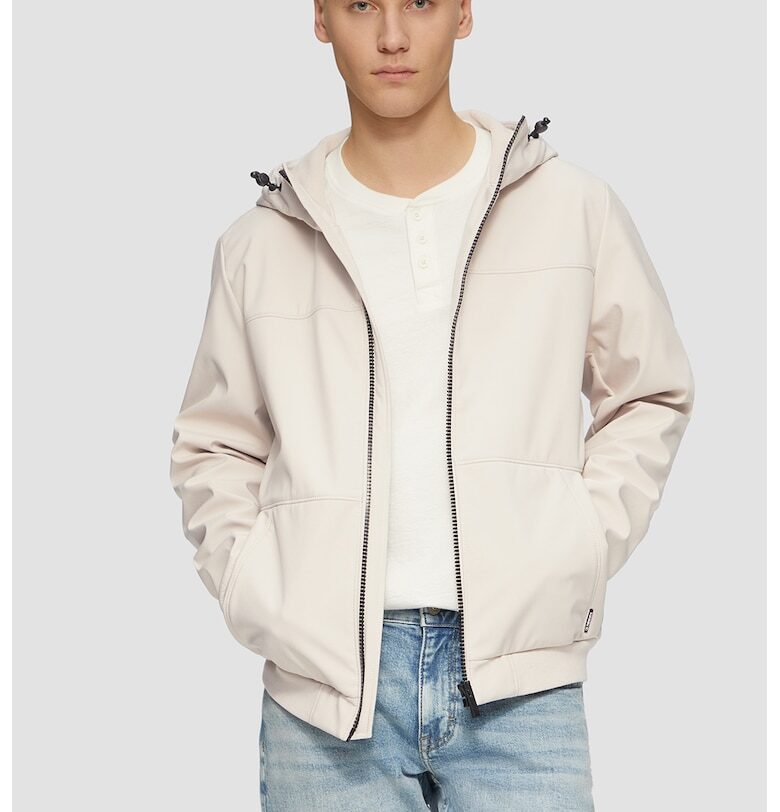 Яке с качулка и джобове QS