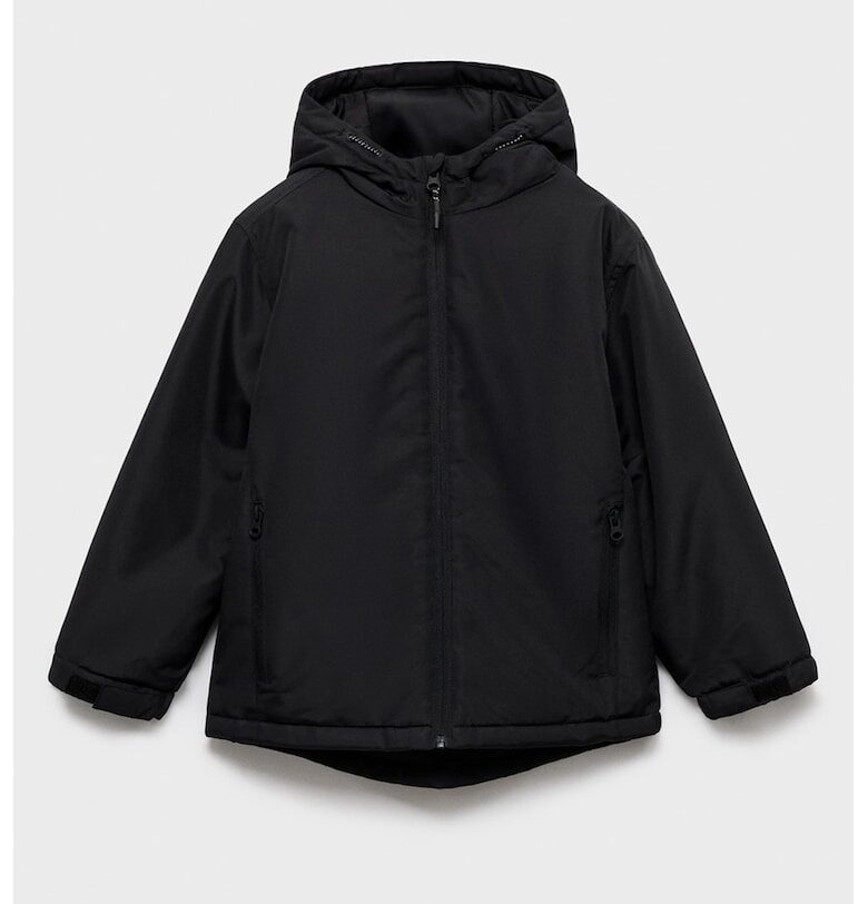 Яке с качулка и джобове с цип Mango