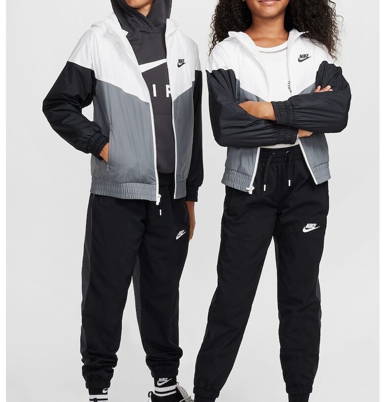 Яке с качулка и джобове с цип Nike