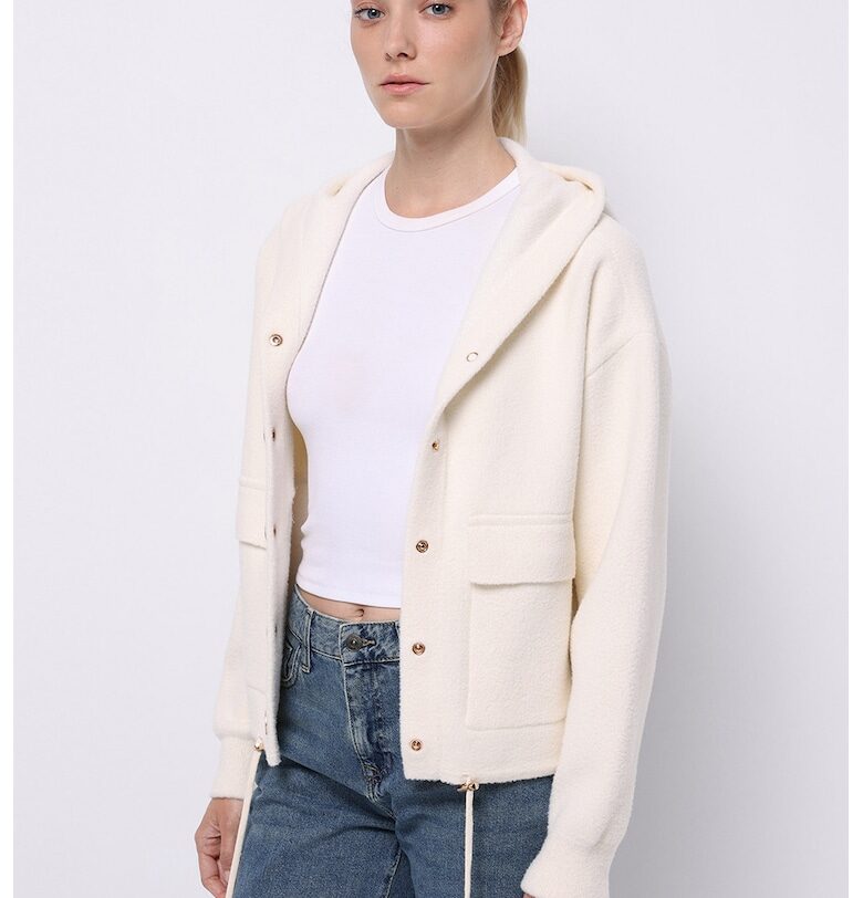 Яке с качулка и капси COLINS