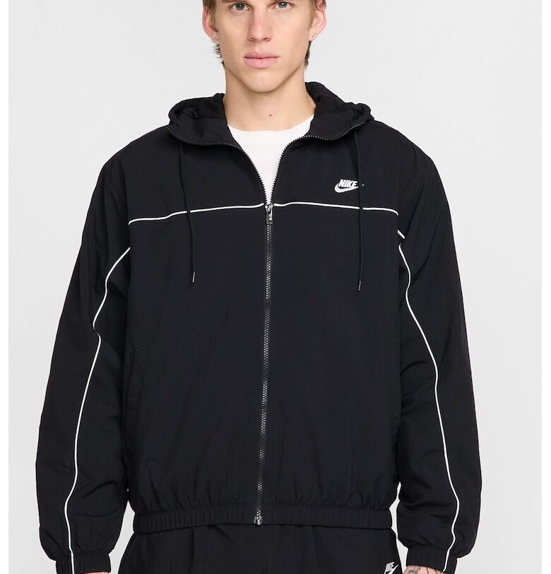 Яке с качулка и лого Nike