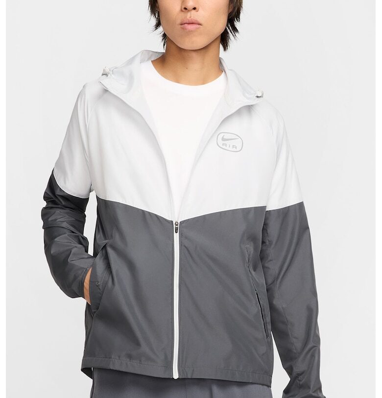 Яке с цип и джобове встрани Nike