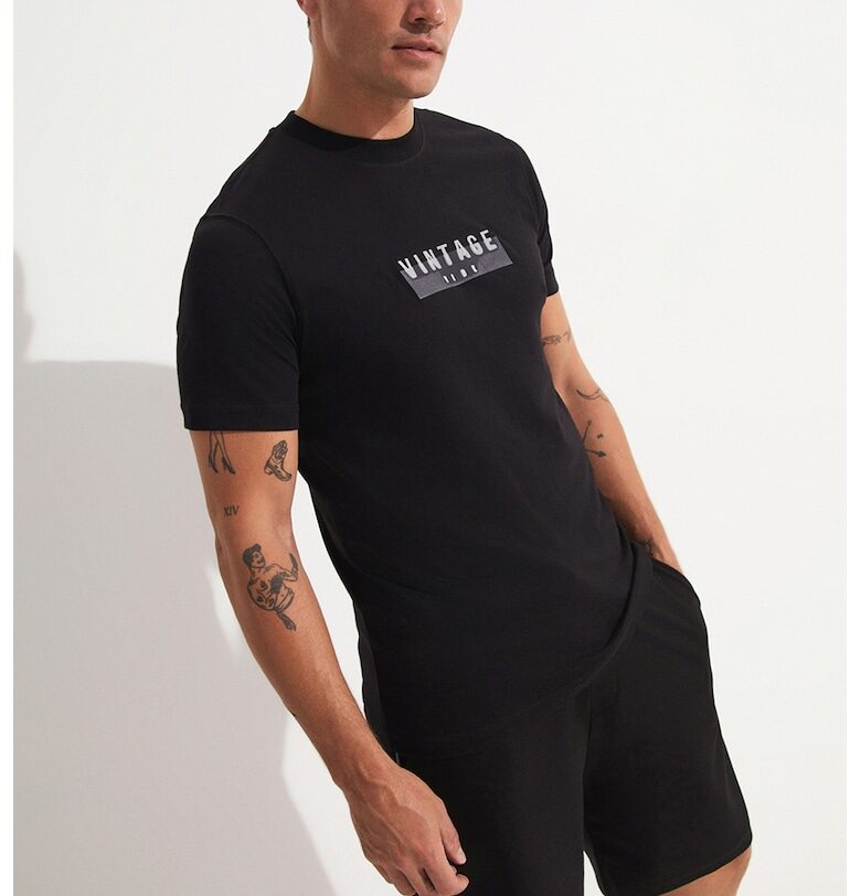 Бермуди с връзка June