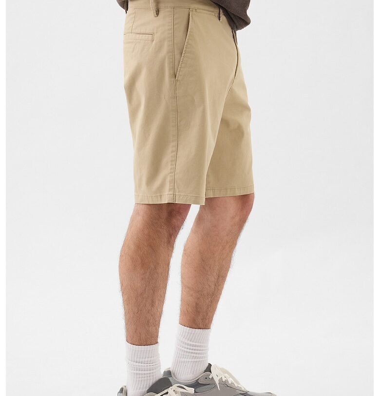 Бермуди чино Essential GAP