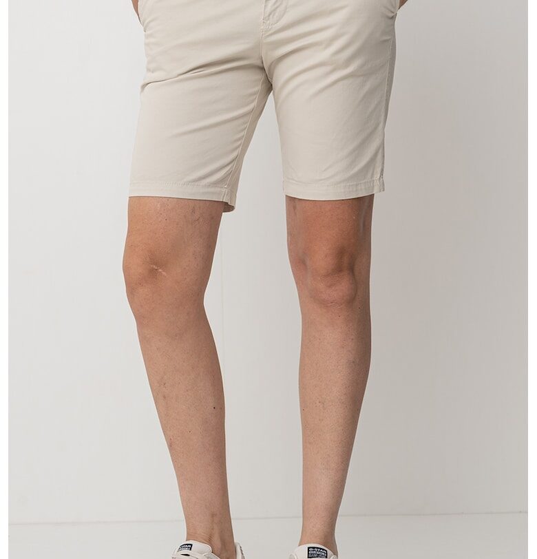 Бермуди чино United Colors of Benetton