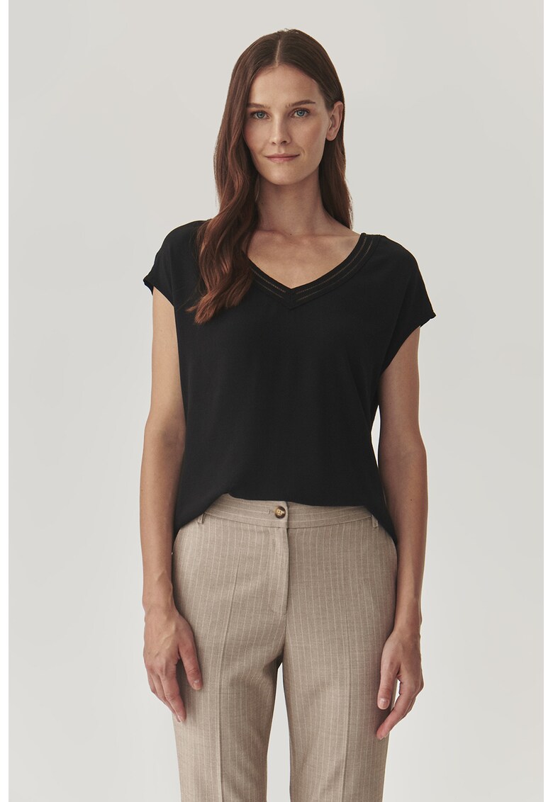 Блуза Moro с шпиц с къси ръкави Tatuum