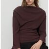 Блуза с асиметрично деколте и рюш Mango