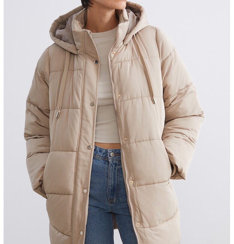 Ватирано зимно яке с качулка LC WAIKIKI