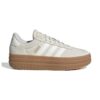 Велурени спортни обувки VL Court Bold с равна платформа adidas Sportswear