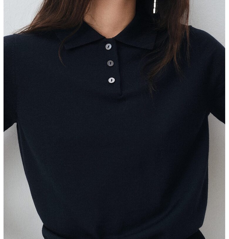 Вълнен пуловер с къди ръкави и яка Mango