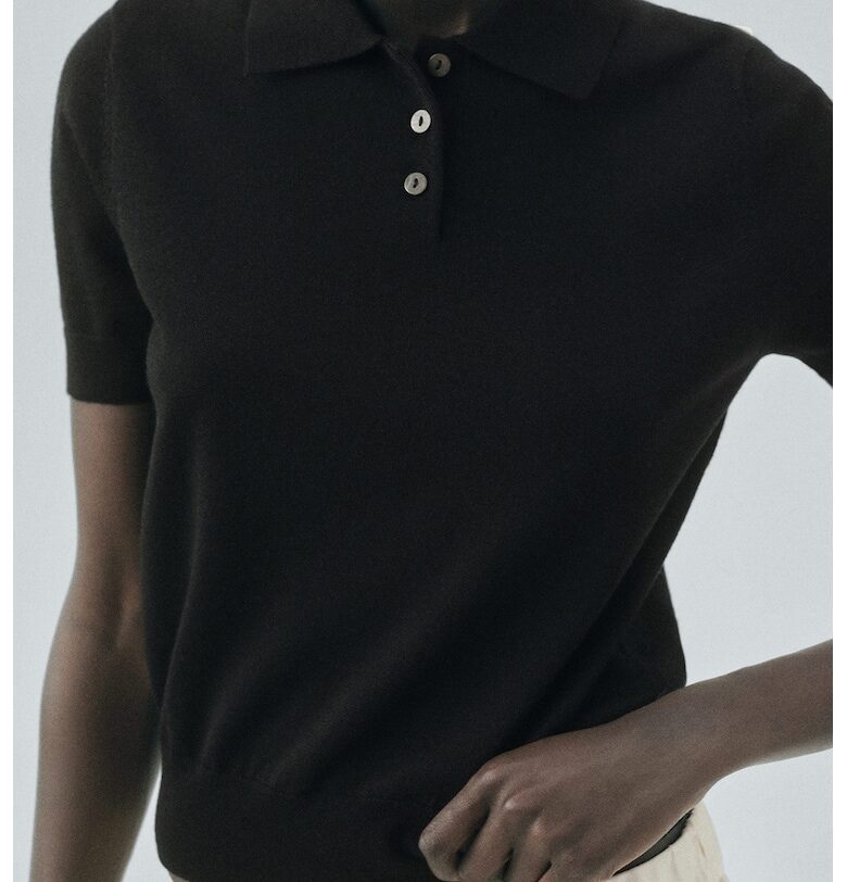 Вълнен пуловер с къди ръкави и яка Mango