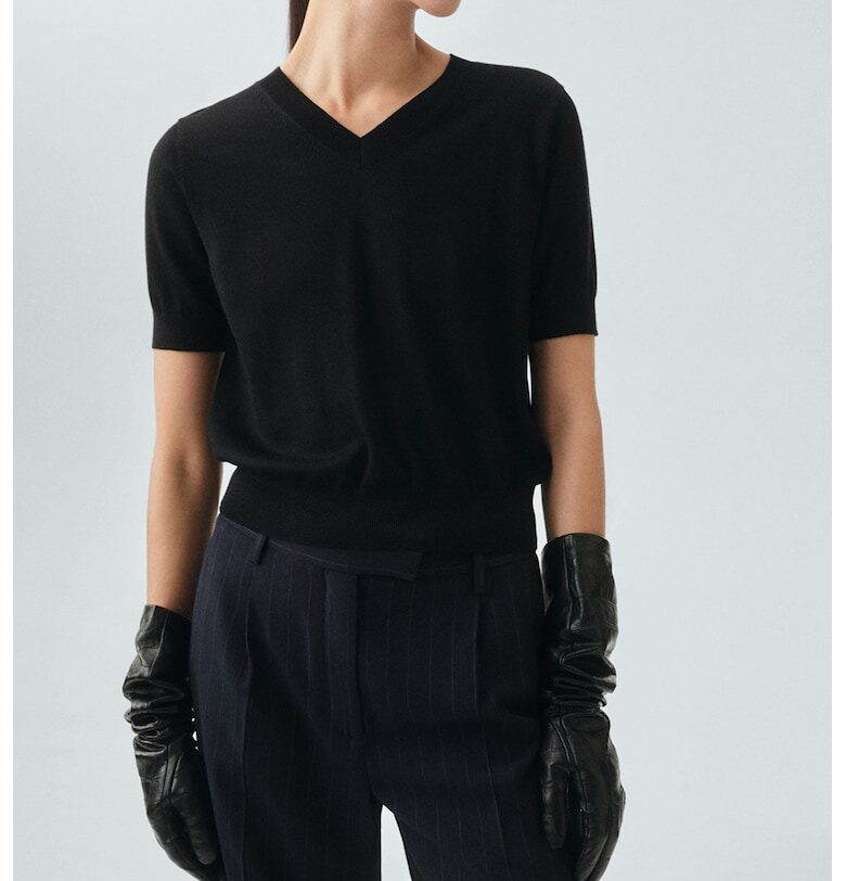 Вълнен шпиц пуловер Mango