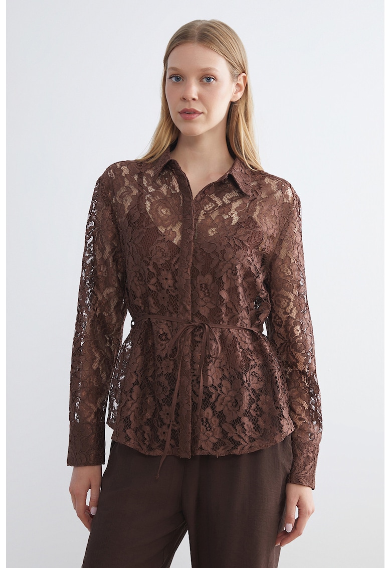 Дантелена риза с връзка на талията LC WAIKIKI