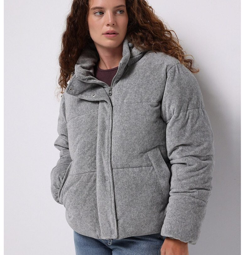 Джинсово зимно яке с качулка COLINS