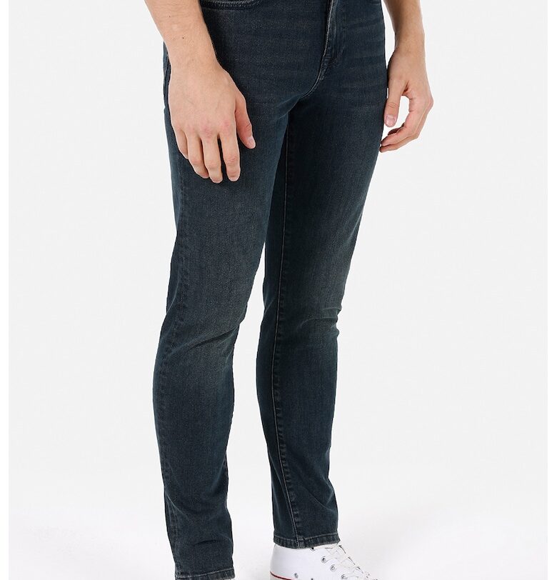 Дънки със стандартна кройка COLINS