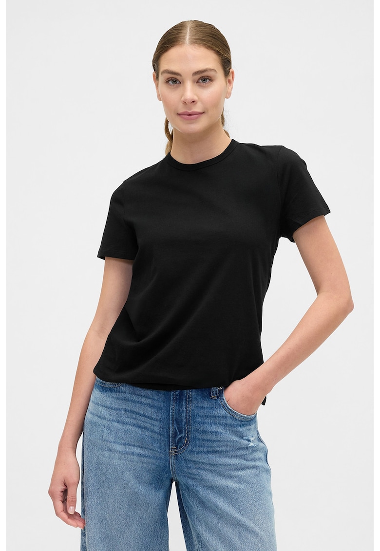 Едноцветни тениски - 2 броя GAP