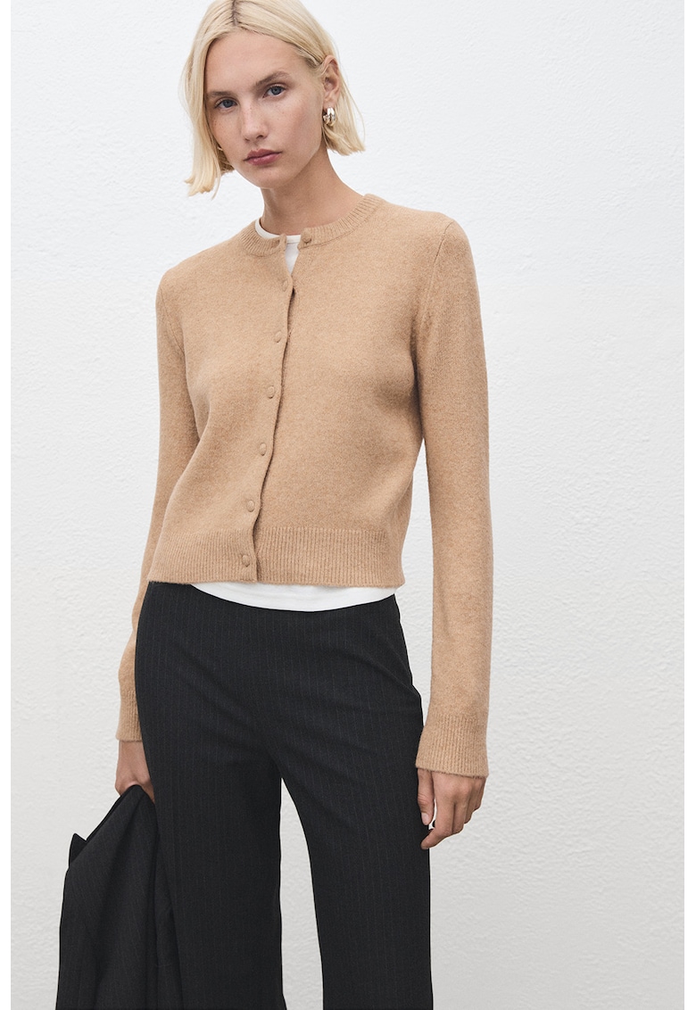 Жилетка с копчета Mango