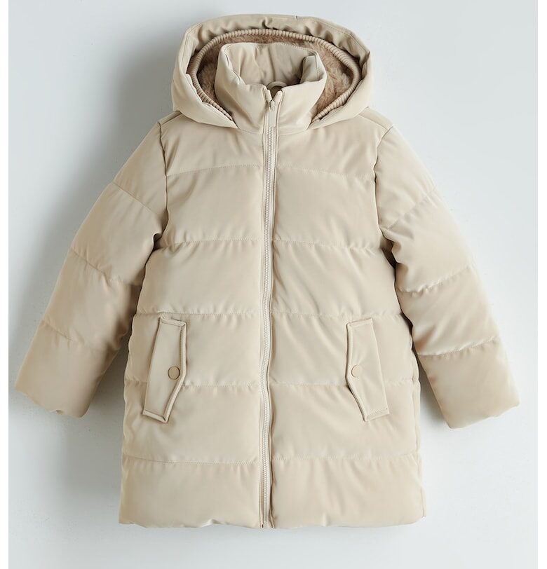 Зимно яке с вата и качулка LC WAIKIKI