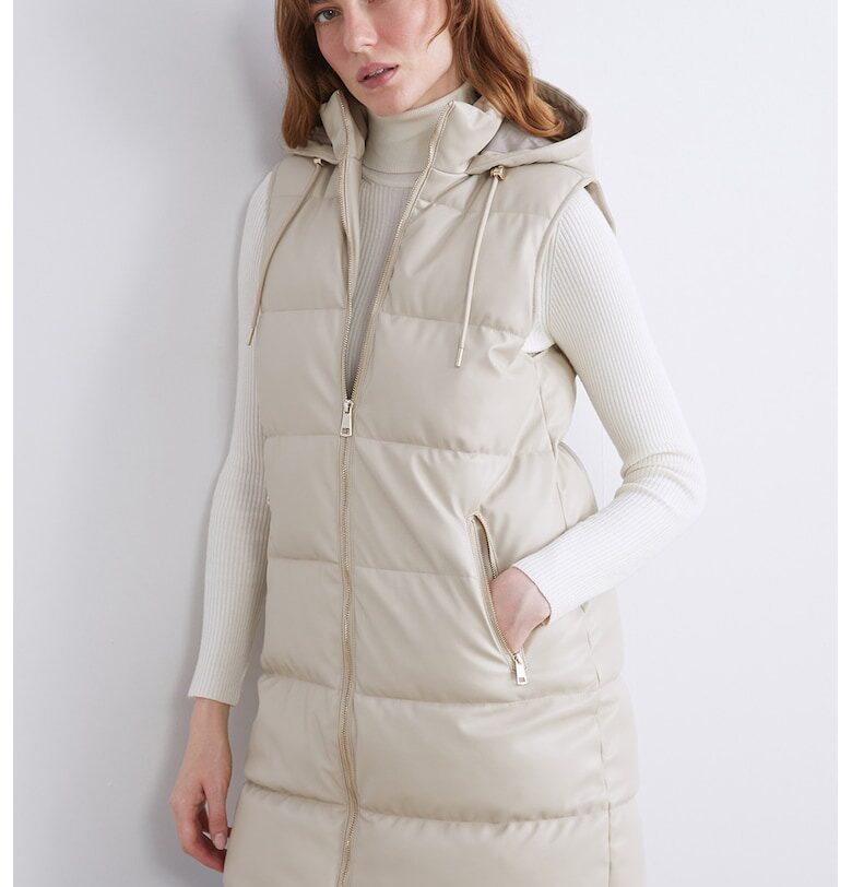 Капитониран елек с качулка LC WAIKIKI