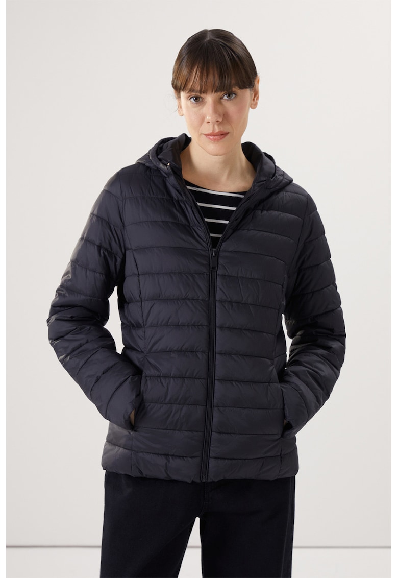 Капитонирано зимно яке с качулка LC WAIKIKI