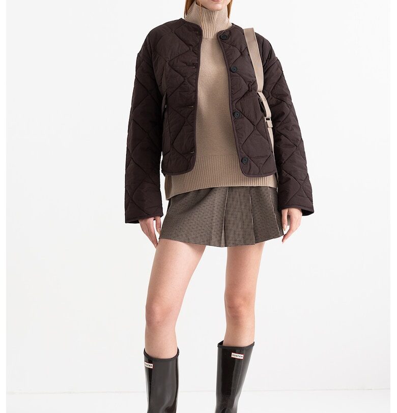 Капитонирано яке с джобове Gina Tricot